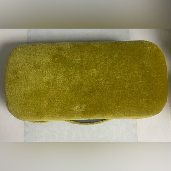 BLACK GUCCI SUN GLASSES - Picture 5 of 6